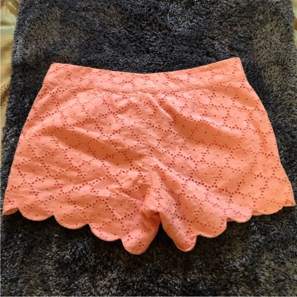 Lilly putlizer Pink Eyelet Women Shorts - Picture 8 of 8